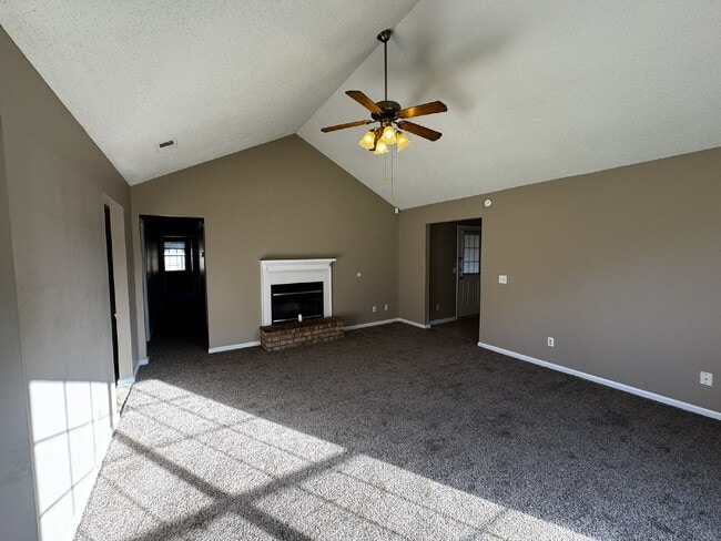 Building Photo - Home for Rent