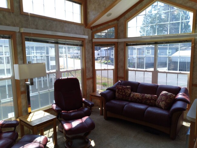 Building Photo - 7954 Birch Bay Dr
