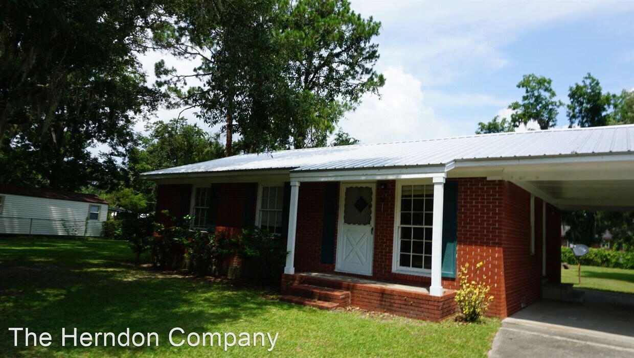 3 br, 1 bath House 5021 Sequani Drive House Rental in Lake Park, GA