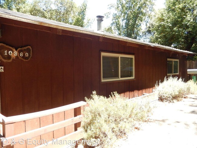 Building Photo - 2 br, 2 bath House - 10360 Old River Rd.