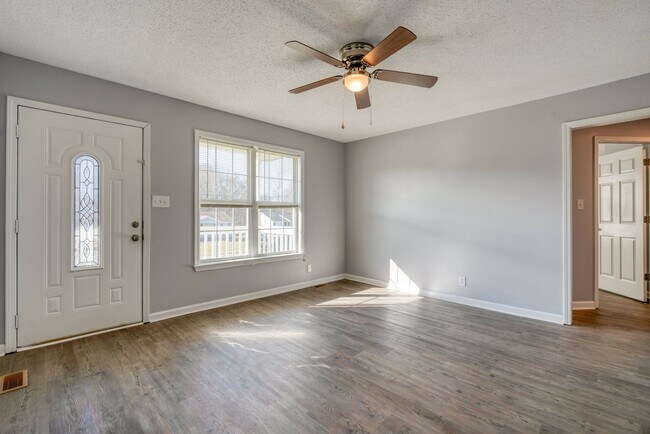 Foto del edificio - 115 Grant Avenue, Oak Grove, KY 42262