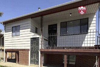Building Photo - 1149 E 58th Ave