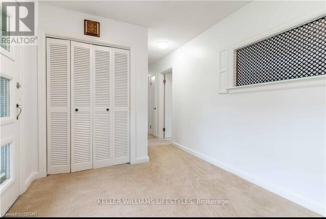Building Photo - 1149 St Anthony Rd