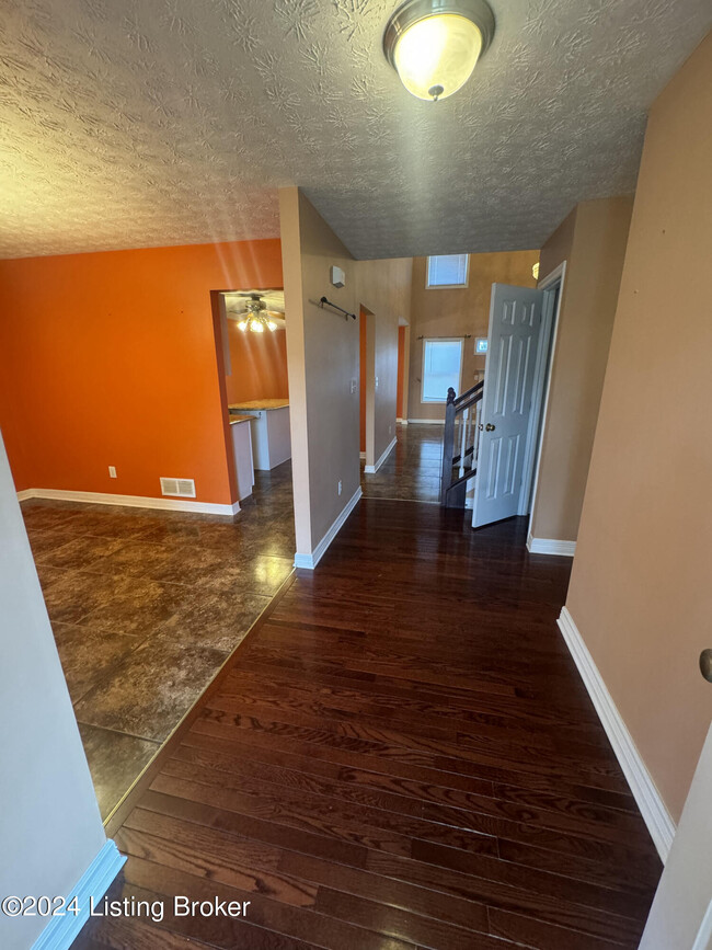 Building Photo - 14226 Academy Ridge Blvd