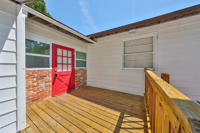 Building Photo - 5117 N Rome Ave