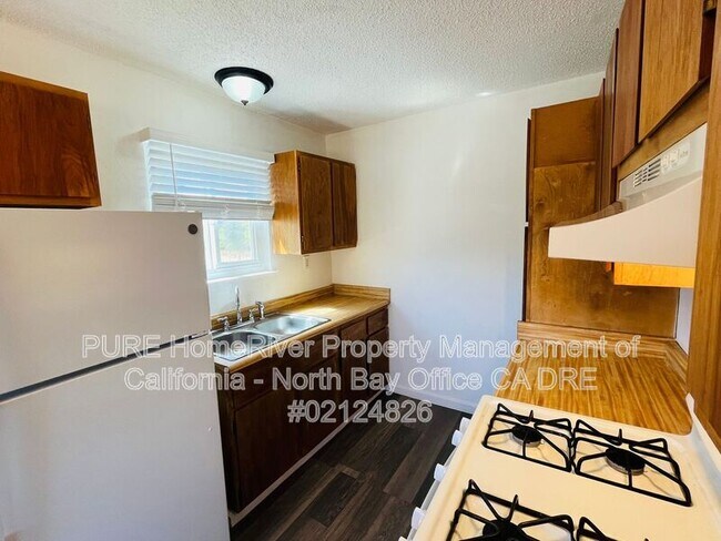 Building Photo - 150 Oak Manor Ct