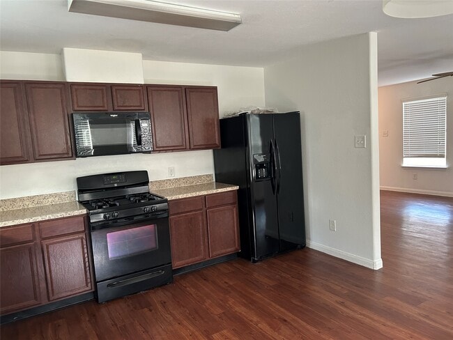 Building Photo - 21511 Donata Cir