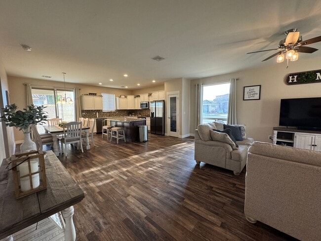 Building Photo - Beautiful Mohave Valley home in El Rio
