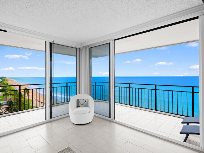 Foto del edificio - 3009 S Ocean Blvd