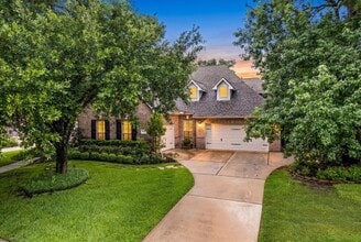 Building Photo - 28331 Hollow Springs Ln