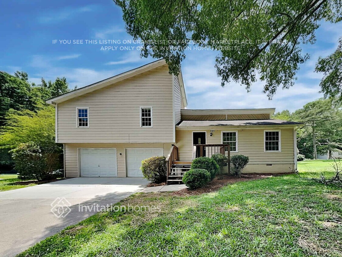Foto principal - 3191 Grand Central Dr