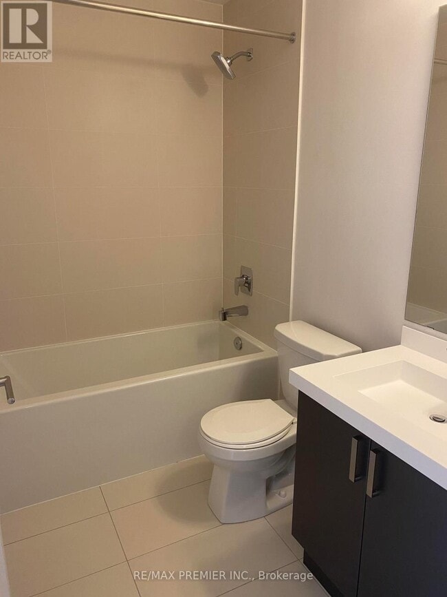 Building Photo - 7895 Jane St