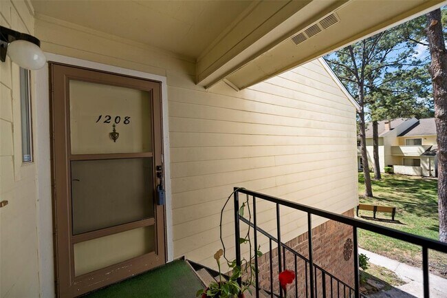Building Photo - 14515 Wunderlich Dr
