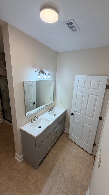 Building Photo - 11 Hillshire Dr