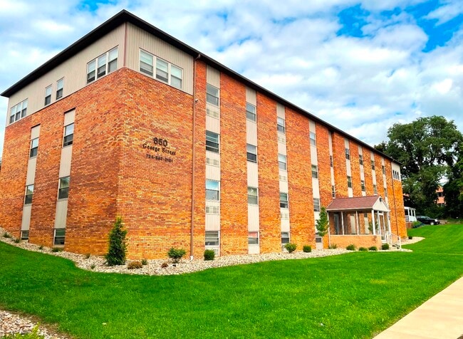 George St. - Greensburg Collection Apartments