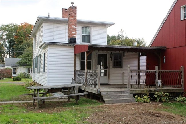 Building Photo - 177 Naubuc Ave