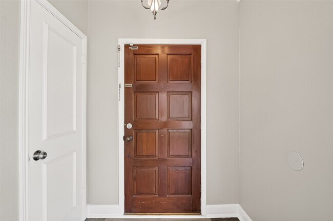 Foto del edificio - 12403 Meadow Ridge Dr