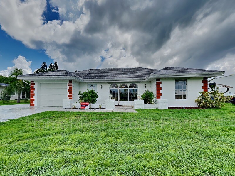 Primary Photo - 2496 Beacon Dr