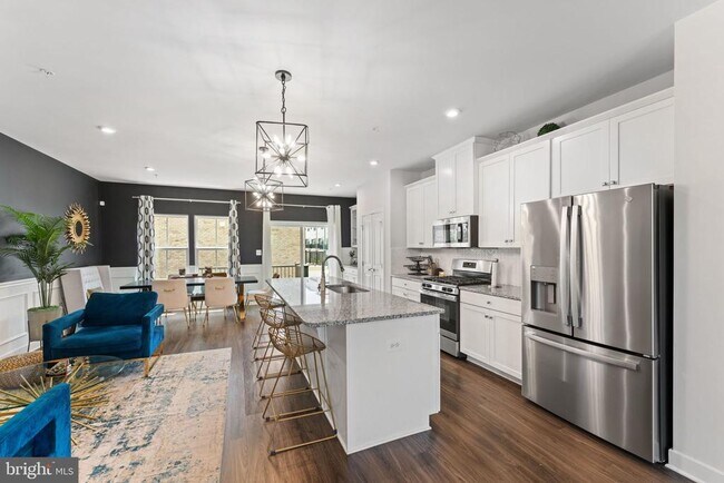 Foto del edificio - 4733 Towne Park Rd