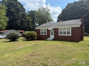 Building Photo - 419 Eastside Dr
