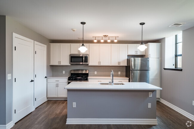 The Ingleside Apartments - 70 Harvard Pl Buffalo, NY 14209