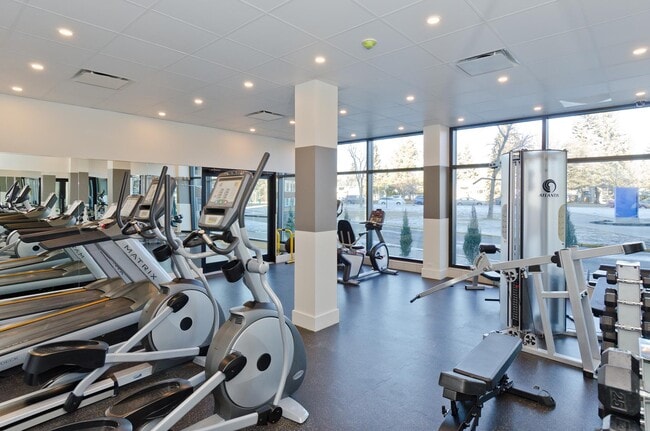 Building Photo - Varsity Square Apartments