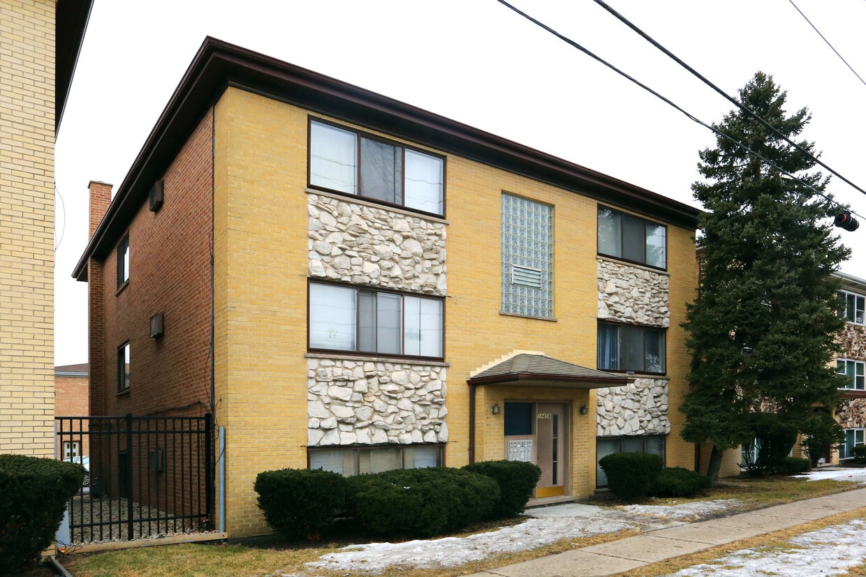 10459 W Touhy Ave, Rosemont, IL 60018 Apartments Rosemont, IL