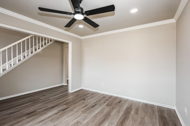 Building Photo - 18703 Evergreen Falls Dr