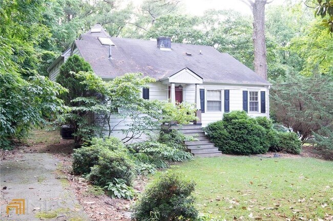 Building Photo - 776 Valley Brook Rd