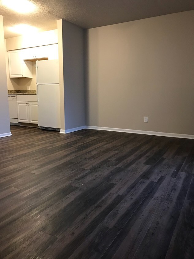 Foto principal - 11111 W 60th St