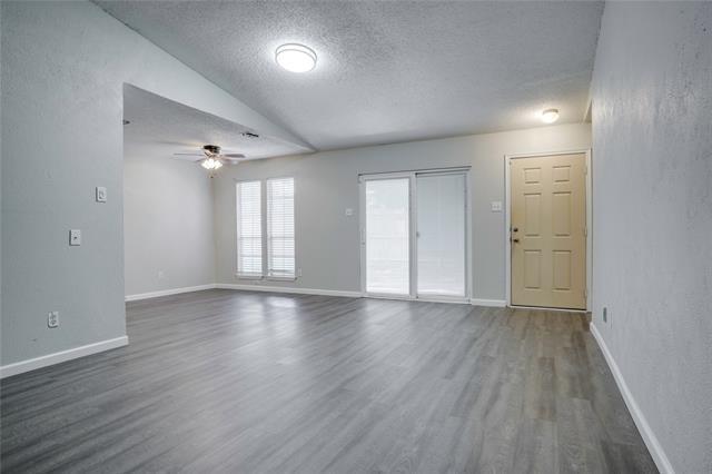 Building Photo - 1403 Sam Houston Dr