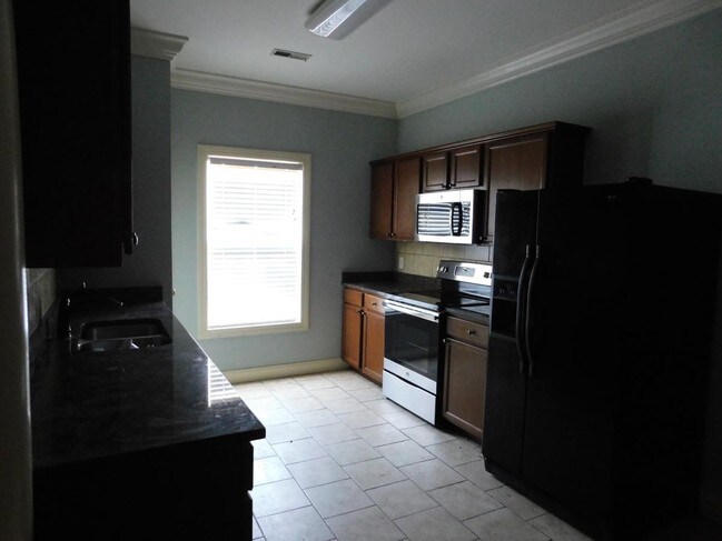 Interior Photo - 3098 S Cashua Dr