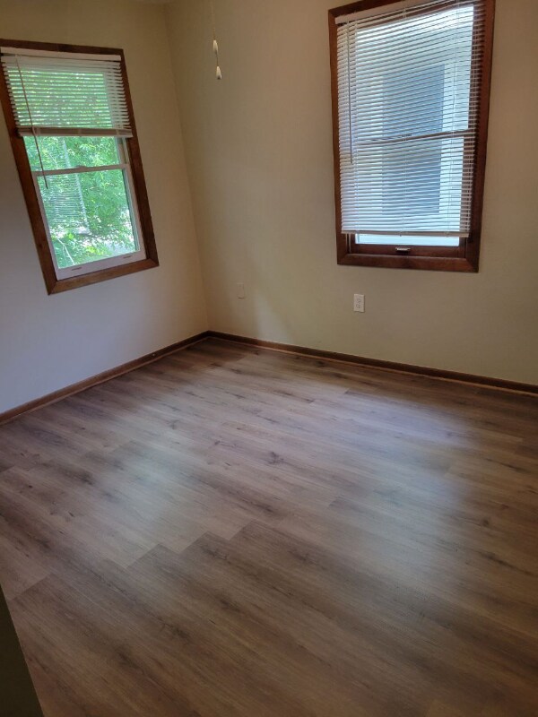 Building Photo - 510 3rd Ave