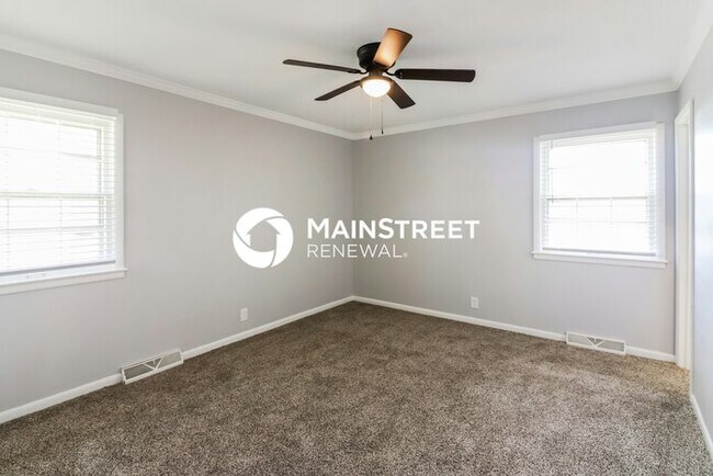 Building Photo - 3 Bedroom Pet-Friendly Home in PLEASANT HILL, MO with Main Street Renewal