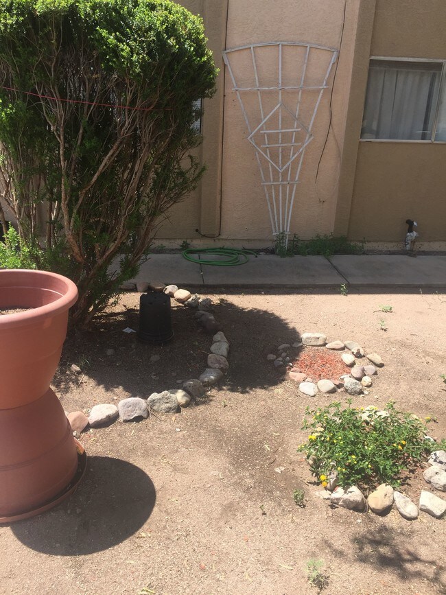 433 Avenida Garza, Rio Rico, AZ 85648 Condo for Rent in Rio Rico, AZ