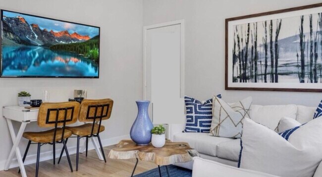 Foto del edificio - 26266 Cherry Plum Cir