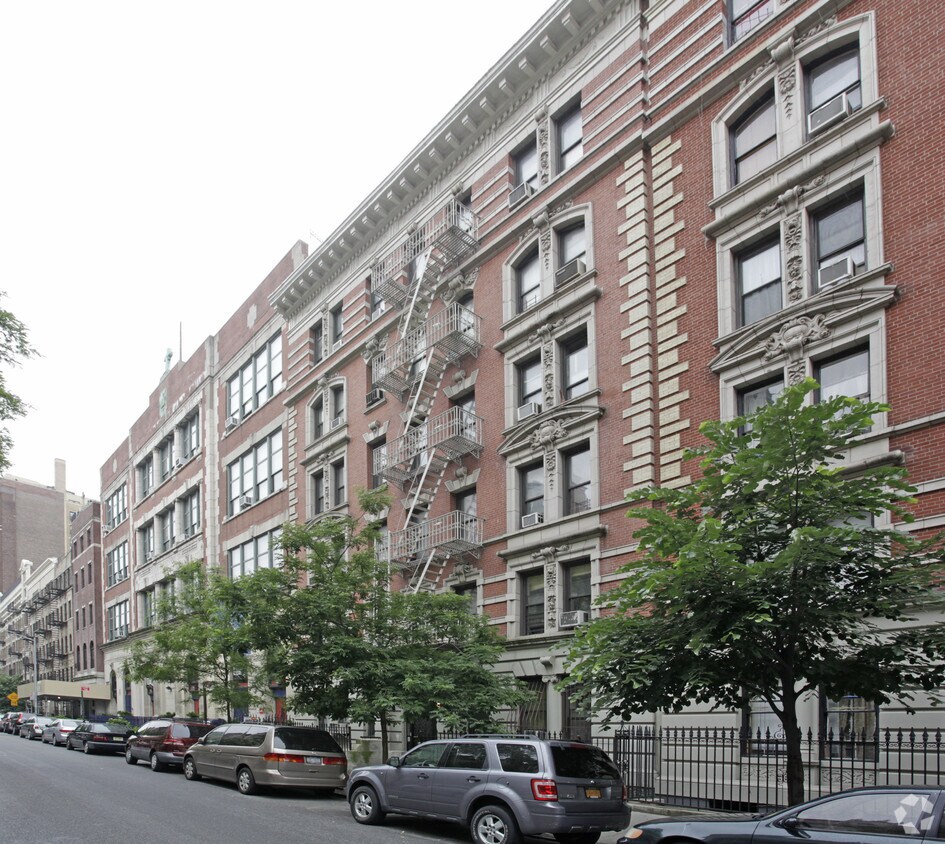 226-228 W 108th Street - 226-228 W 108th St