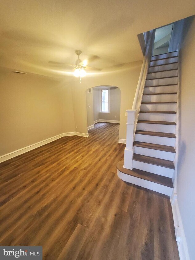 Foto principal - 6525 Kingsessing Ave
