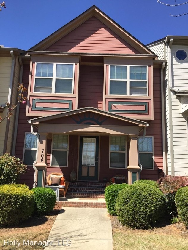 700 St James Pl, Canton, GA 30115 Condo for Rent in Canton, GA