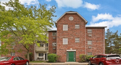 Building Photo - 330 Leah Ln