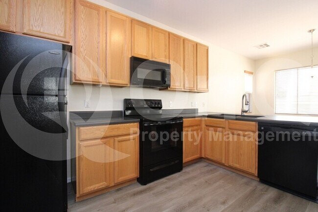 Building Photo - 4256 E Baylor Ln