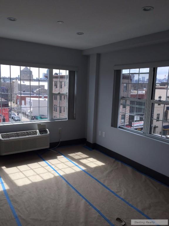 Foto del edificio - 3701 Broadway