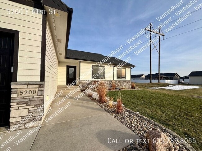 Foto del edificio - 5200 E 61st St