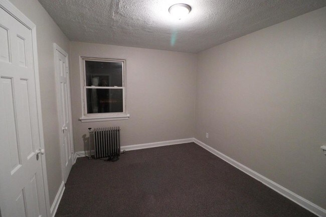 Foto del edificio - 4241 Rocky River Drive #10