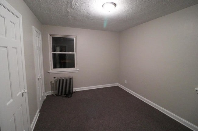 Building Photo - 4241 Rocky River Drive #10