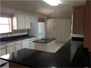 Foto del edificio - 733 Windridge Ln