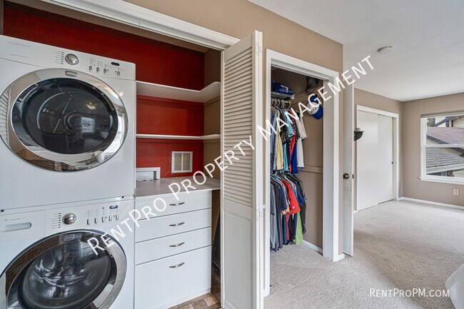 Foto del edificio - 2213 Hiawatha Ct