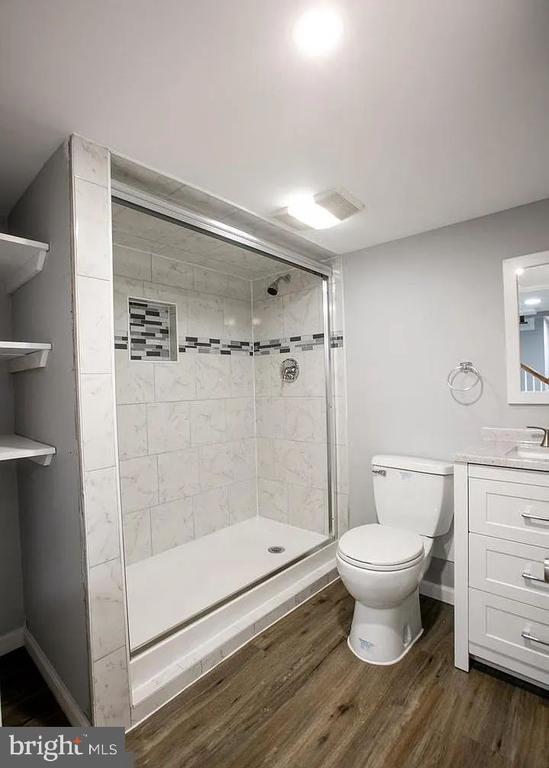 Foto del edificio - 413 Paxson Ave