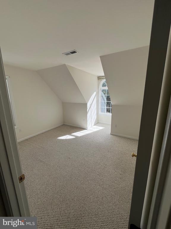 Foto del edificio - 921 S Talbot St