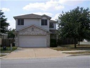 Building Photo - 15534 Sarah's Creek Dr